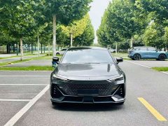 Changan UNI-V 1.5T premium - фото 2