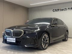 BMW 5 Series 530Li M Sport Luxury Package - фото 1