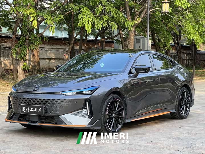 Changan UNI-V 1.5T noble sports - автомобиль из Китая