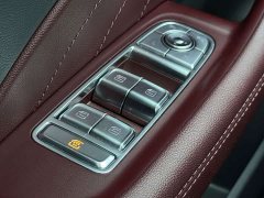 Hongqi H5 2.0T Automatic Zhilian Qichang Edition - фото 16