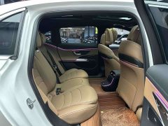 Mercedes-Benz E-Class E 300 L Fashionable and Sporty - фото 6