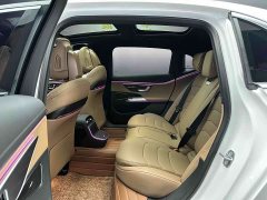 Mercedes-Benz E-Class E 300 L Fashionable and Sporty - фото 7