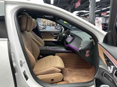 Mercedes-Benz E-Class E 300 L Fashionable and Sporty - фото 8