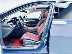 Hongqi H5 2.0T automatic smart connected flag version - фото 5
