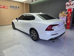 Volvo S60 B4 Zhiyi Luxury Edition - фото 6