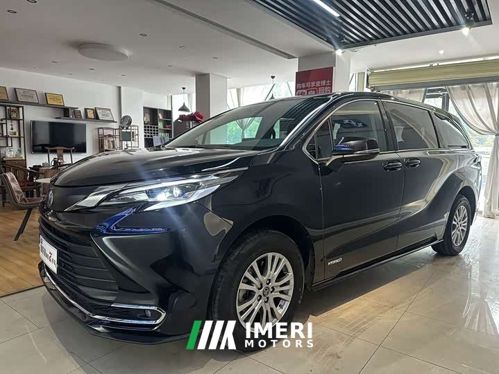 Toyota SIENNA 2.5L Hybrid Comfort Edition
