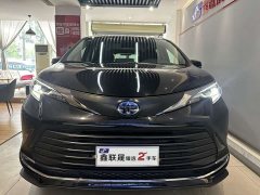 Toyota SIENNA 2.5L Hybrid Comfort Edition - фото 2