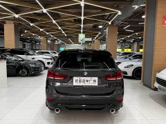 BMW X1 facelift sDrive25Li leading - фото 13