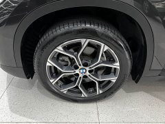 BMW X1 facelift sDrive25Li leading - фото 8