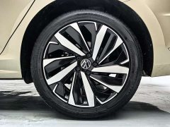 Volkswagen Passat 330TSI Luxury Edition - фото 17