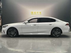 BMW 5 Series 530Li Leading Luxury Package - фото 10