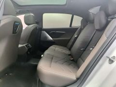 BMW 5 Series 530Li Leading Luxury Package - фото 5