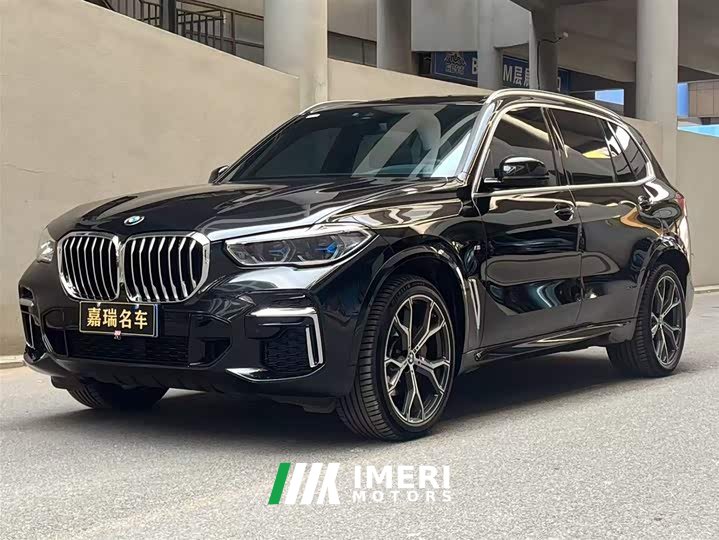 BMW X5 2022 facelift xDrive 40Li M sports package - автомобиль из Китая