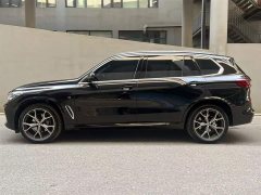 BMW X5 2022 facelift xDrive 40Li M sports package - фото 3