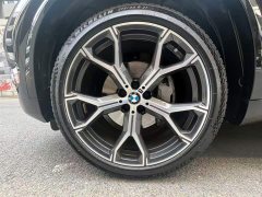 BMW X5 2022 facelift xDrive 40Li M sports package - фото 6
