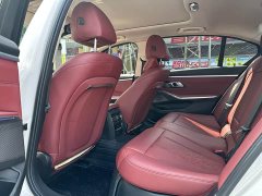 BMW 3 Series 320Li M Sports Package - фото 4