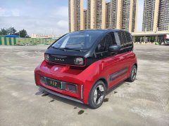 Baojun E300 2020 Plus Star Intelligent Travel Edition - фото 1