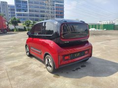 Baojun E300 2020 Plus Star Intelligent Travel Edition - фото 4