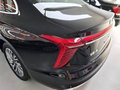 Hongqi H5 2023 1.8T automatic business version - фото 4
