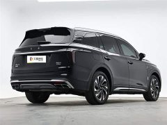 Hongqi HS7 2.0T automatic four-wheel drive flag version, seven seats - фото 3