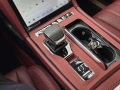 Hongqi H5 2.0T automatic Qichang version - фото 13