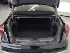 Hongqi H5 2.0T Automatic Zhilianqichang Edition - фото 4
