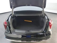 Hongqi H5 2.0T automatic Qichang version - фото 4