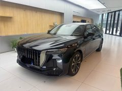 Hongqi H9 2025 2.0T two-wheel drive flag private fashion version 5 seats - фото 1