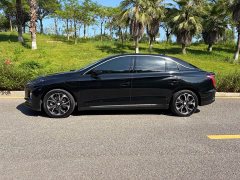 Hongqi E-QM5 basic travel version - фото 5