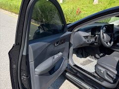 Hongqi E-QM5 basic travel version - фото 8