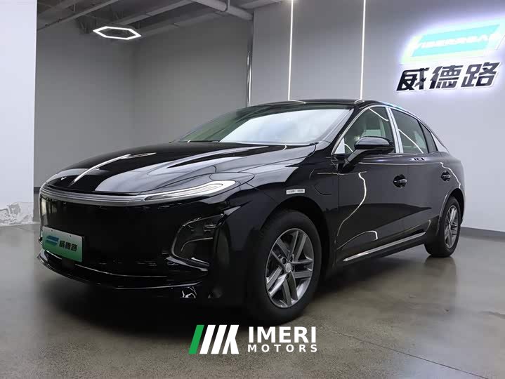 Hongqi E-QM5 2025 500km travel version - автомобиль из Китая