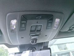 Toyota SIENNA 2.5L Hybrid Platinum Edition - фото 13