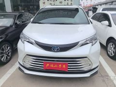 Toyota SIENNA 2.5L Hybrid Platinum Edition - фото 2