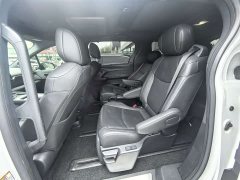 Toyota SIENNA 2.5L Hybrid Platinum Edition - фото 5