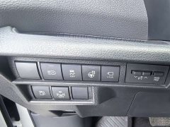 Toyota SIENNA 2.5L Hybrid Platinum Edition - фото 9