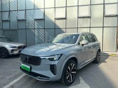 Volvo XC90 plug-in hybrid facelift T8 Zhizun Deluxe Edition 7 seats - фото 1