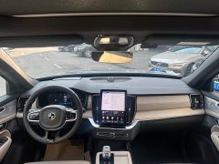 Volvo XC90 plug-in hybrid facelift T8 Zhizun Deluxe Edition 7 seats - фото 10