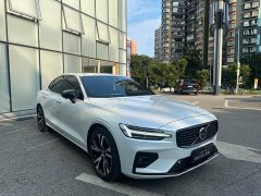 Volvo S60 2024 B5 Zhiya Sports Edition - фото 3