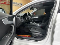 Audi A4L 2020 40 TFSI Luxury Dynamic Type - фото 9