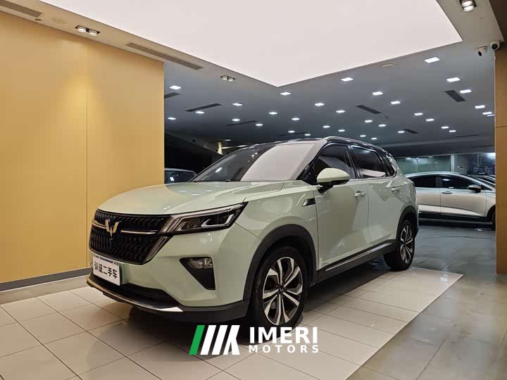 Wuling Xingchen 2021 1.5T CVT Xinghui Edition - автомобиль из Китая