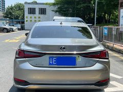 Lexus ES 2022 200 Deluxe Edition - фото 3