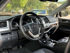 Toyota Highlander 2.0T four-wheel drive luxury version 7 seats - фото 8