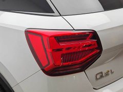 Audi Q2L 2020 35 TFSI aggressive and dynamic - фото 7