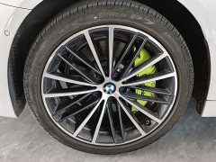 BMW 5 Series 530Li Leading M Sports Package - фото 3