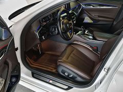 BMW 5 Series 530Li Leading M Sports Package - фото 6