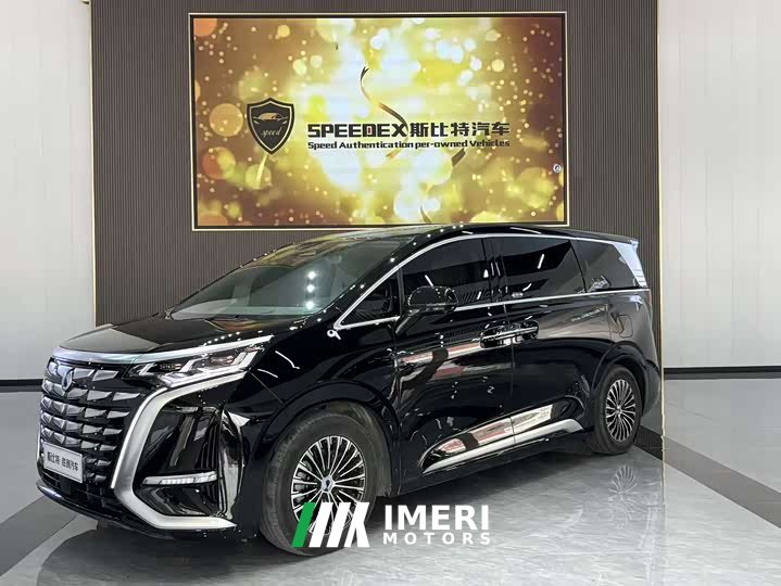 Denza D9 DM-i 970 four-wheel drive flagship - автомобиль из Китая