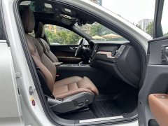 Volvo XC60 B5 four-wheel drive Zhiyuan luxury version - фото 9