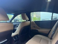 Lexus ES 2020 300h Luxury - фото 7
