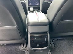 Hongqi HS7 PHEV 2.0T PHEV four-wheel drive Qichang version 6 seats - фото 11