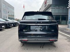 Hongqi HS7 PHEV 2.0T PHEV four-wheel drive Qichang version 6 seats - фото 5